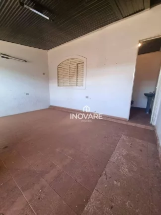 Imagem Casa com 3 dormitórios à venda por R$ 315.000,00 - Vila Vitória - Itumbiara/GO