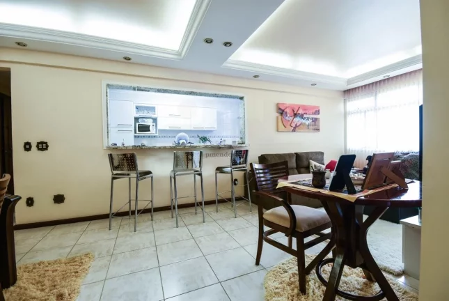 Imagem Apartamento reformado com 117M2 a venda no bairro Perdizes! Possui amplo living para dois ambientes,...