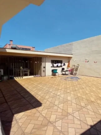 Imagem Casa bairro Dutra, R$ 310 mil, 3 quartos, edícula no fundo, 3 vagas - Ribeirão Preto