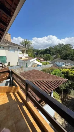 Imagem Casa alto padrão 1 suíte + 2 demi-suítes e 2 vagas de garagem - Saguaçu | Joinville/SC