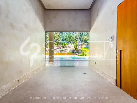 Imagem Belíssima mansão com elevador e acabamento impecável à venda no Terras de São José I