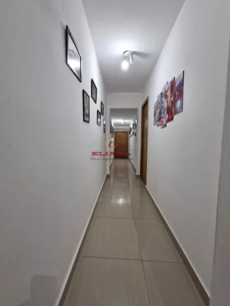Imagem Sobrado à venda em São Paulo, Conjunto Residencial Vista Verde, com 3 quartos, 250m²