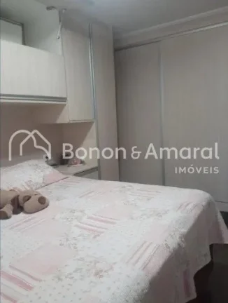 Imagem Casa incrível com acabamento de alta qualidade, situada em uma localização privilegiada. Conta co...