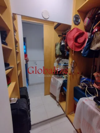 Imagem APARTAMENTO À VENDA COM 3 DORMITÓRIOS, SUÍTE E VAGA DEMARCADA NO BAIRRO DO JOSÉ MENINO EM SANTOS POR R$ 1.070.000,00.