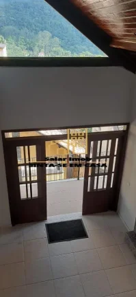 Imagem Casa 01 Quarto de Condomínio| Fazenda Penedo| Penedo RJ.