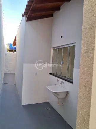 Imagem Casa à venda em Campo Grande-MS, no Jardim do Zé Pereira: 2 quartos, 1 sala, 1 banheiro, 2 vagas, 50m²! Confira já!