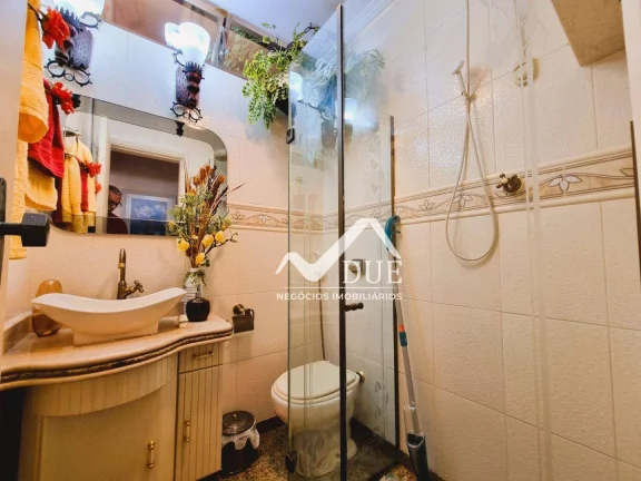 Imagem Apartamento vista mar com 3 dormitórios à venda, 150 m² por R$ 1.200.000 - Gonzaga - Santos/SP