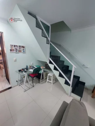 Imagem SOBRADO COM 3 DORMITÓRIOS A VENDA NA VILA FORMOSA, COM EDÍCULA. EXCELENTE LOCALIZAÇÃO. 2 VAGAS DE GARAGEM COBERTAS, PORTÃO AUTOMÁTICO