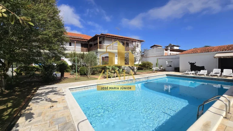 Imagem Sobrado Alto Padrão, 950m2 em 1500m2, 05 Sts, Piscina, Adega, 06 Vgs