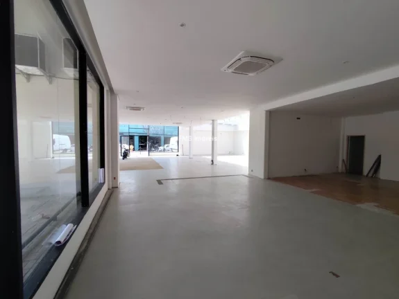 Imagem Loja com 1000m2 na Vila Olímpia.