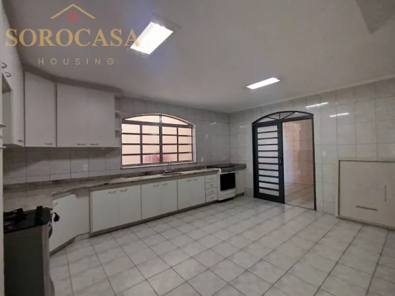Imagem Casa à Venda - 3 dormitórios - Vila Carvalho