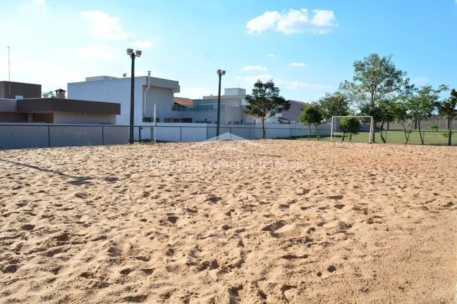 Imagem Oportunidade Única! Terreno de 300m² em Condomínio com Lazer Completo!

Se você está em busca d...