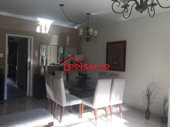 Imagem casa geminada na Ponta da Praia