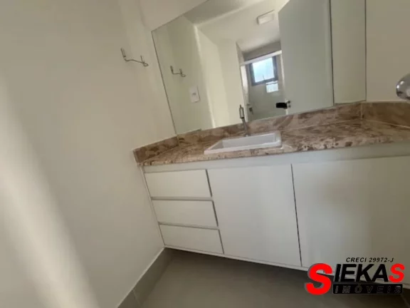Imagem Apartamento de luxo para locação no Tatuapé, São Paulo-SP: 3 quartos, 2 suítes, 2 vagas de garagem e 140m² de área.