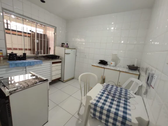 Imagem Apartamento Alto Padrão, 02 Quartos, 01 Suite, 01 Vaga de Garagem, Escada, Praia do Morro, Guarapari - ES