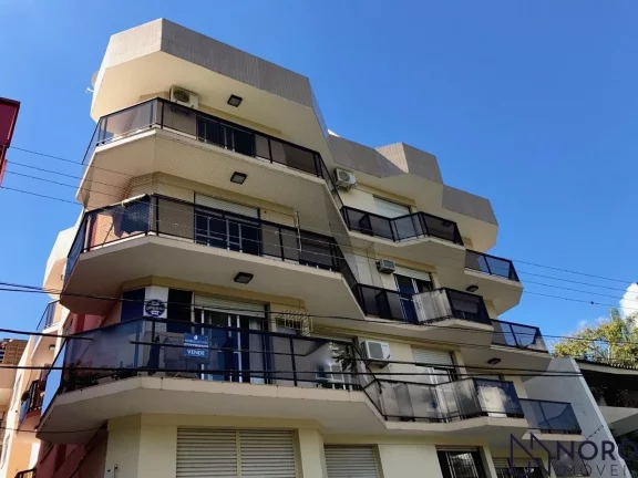 Apartamento à venda 3 dormitórios de frente ao Parque Itaimbé no Centro