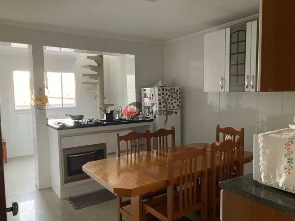 Imagem Sobrado à venda 2 Quartos, 1 Suite, 3 Vagas, 211M², Cerâmica, São Caetano do Sul - SP