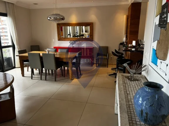 Imagem Imperdível oportunidade de adquirir amplo apartamento de luxo em Moema, São Paulo-SP: 4 quartos, 4 suítes, 2 salas, 6 banheiros, 6 vagas - 313m²!