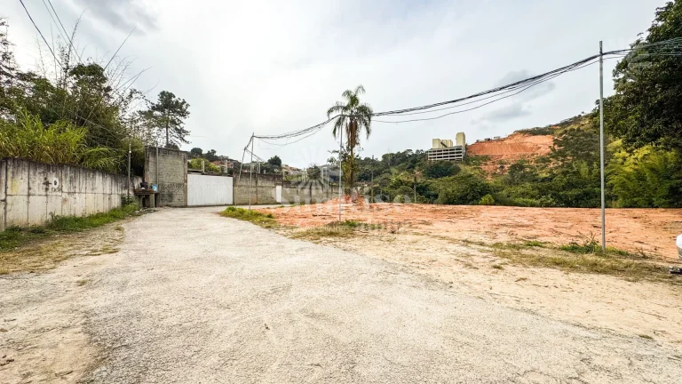 Imagem Terreno a venda em Itapevi com 4750m² por R$490.000 - Vila Ambuitá - Itapevi/SP
