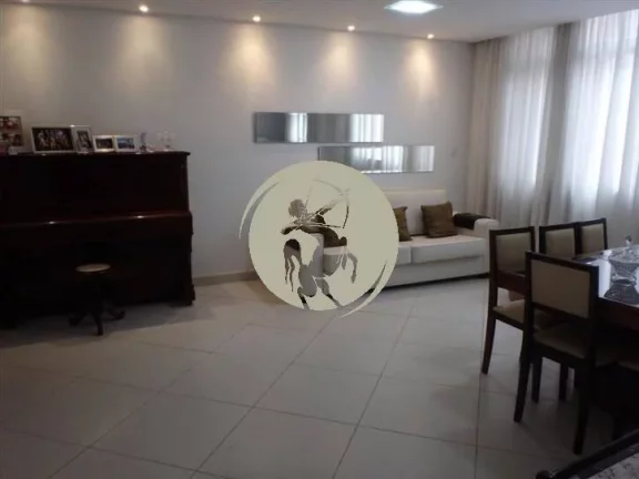 Imagem BEM LOCALIZADO, VISTA LATERAL AO MAR, BEM CONSERVADO