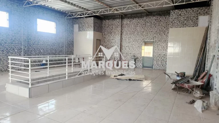 Imagem Salão sobreloja com 120m², amplo e bem localizado