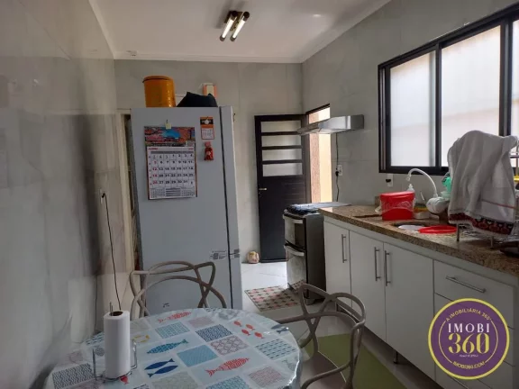 Imagem Casa com edícula para Venda!!!