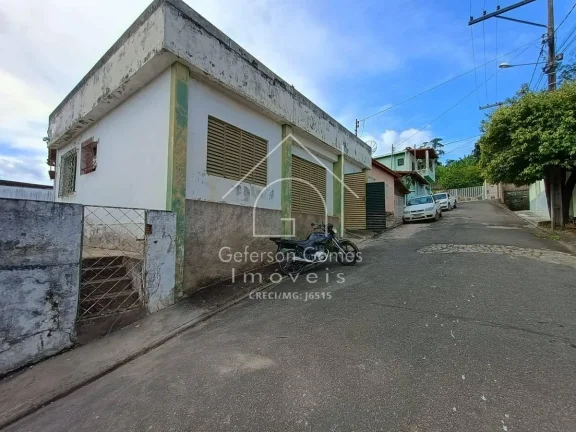 Imagem Casa à Venda - Centro - Mantena - MG