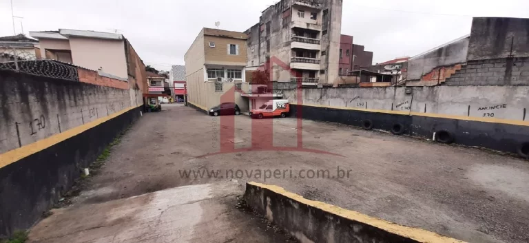 Imagem Excelente oportunidade: Terreno comercial de 550m² no Centro de Franco da Rocha-SP à venda!