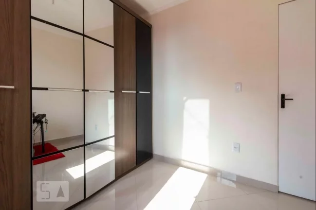 Imagem Lindo Apartamento Andar Alto de 2 dormitórios e 1 vaga de garagem na Vila Carmosina (Itaquera)