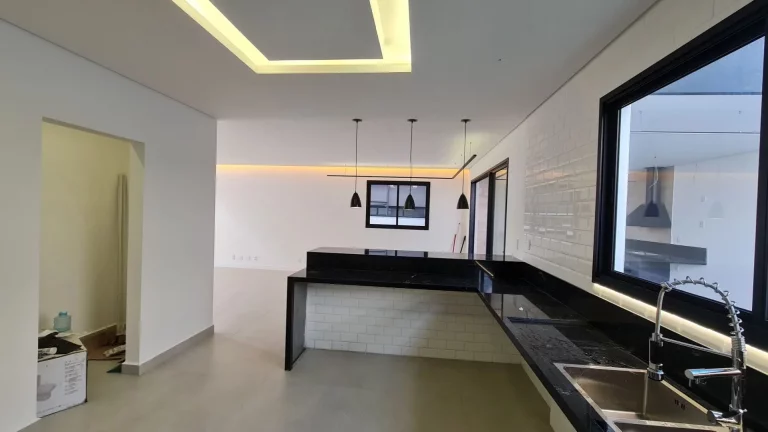 Imagem Casa com 3 dormitórios à venda, 260 m² por R$ 1.500.000,00 - Recanto dos Eucaliptos - São José dos Campos/SP