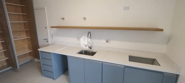 Imagem COBERTURA / PENTHOUSE À VENDA, COM 204M² PISO LAMINADO COM AMPLA SACADA, ARMARIO NA COZINHA, 3 VAGAS DE GARAGEM - OPORTUNIDADE NO MANDAQUI.