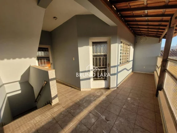 Imagem Apartamento para alugar, 252 m² por R$ 2.576,00/mês - Miriti - Igarapé/MG