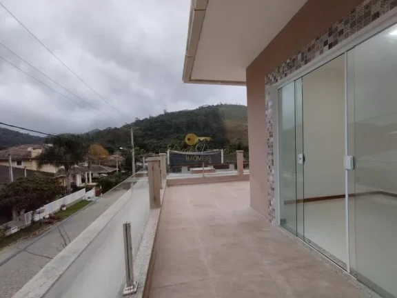 Imagem Casa em Condomínio para Venda em Teresópolis / RJ no bairro Vargem Grande