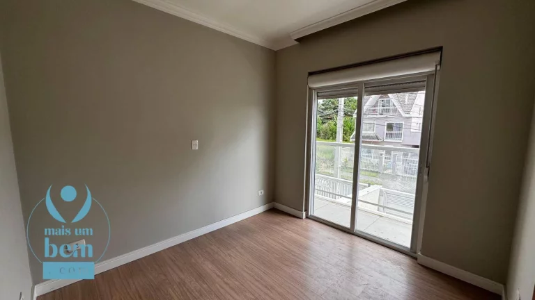 Imagem Sobrado com 3 suítes à venda, 151 m² por R$ 798.000 - Atuba - Curitiba/PR