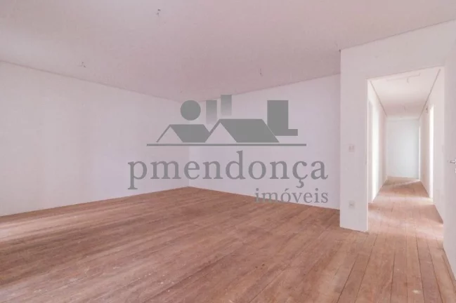 Imagem Rua Curitiba, andar alto, vista para o parque, 4 suites, lareira, churrasqueira.6 vagas