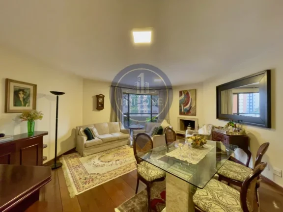 Imagem Imperdível! Apartamento de 4 quartos e 2 suítes em Moema, São Paulo - SP, com 142m² - Agende sua visita agora!