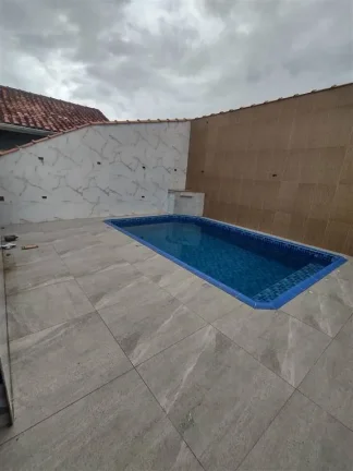 Imagem Casa Isolada na Praia Grande,com piscina 2 quartos sendo 1 suite 3 garagem