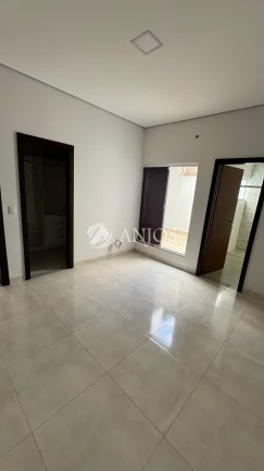 Imagem CASA DISPONIVEL PARA VENDA, NO RESIDENCIAL BELLA SUIÇA EM SINOP - MT