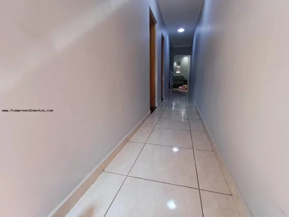 Imagem Sobrado para Venda em Piracicaba, ÁGUA BRANCA, 4 dormitórios, 1 suíte, 2 banheiros, 2 vagas