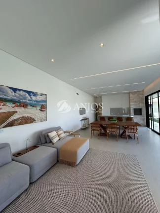 Imagem CASA DISPONIVEL PARA VENDA, NO RESIDENCIAL RECANTO SUIÇO, SINOP - MT
