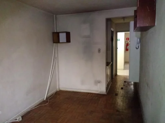 Imagem Kitnet na Oscar Cintra Gordinho - Para reformar