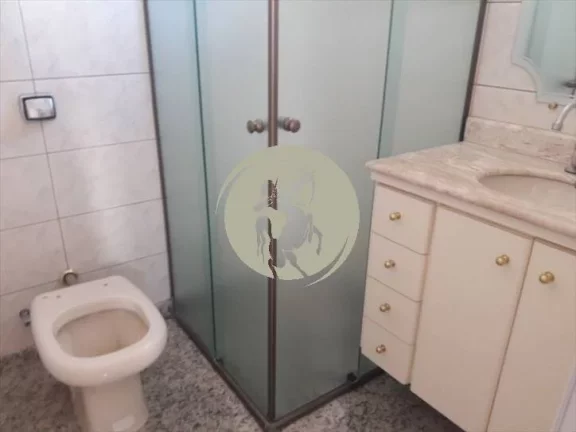 Imagem APARTAMENTO GRANDE NA QUADRADA DA PRAIA COM VISTA MAR E 2 VAGAS DE GARAGENS DEMARCADAS, OPORTUNIDADE...