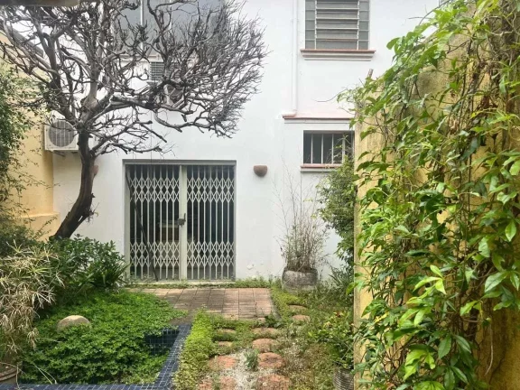 Imagem Casa para Venda em São Paulo, Pinheiros, 2 dormitórios, 1 banheiro, 8 vagas
