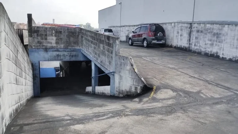 Imagem Alugo Galpão em Santo André, Vila Principe Gales