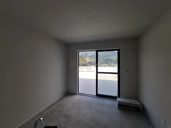 Imagem Cobertura para Venda em Teresópolis / RJ no bairro Alto