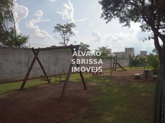 Imagem Belíssima casa à venda com 3 dormitórios no Condomínio Residencial Lagos D' Icaraí em Salto SP.