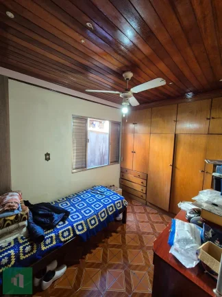 Imagem Casa com 2 quartos, 140,50m2, à venda em Diadema, Centro