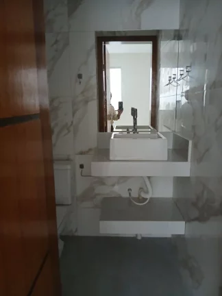 Imagem ALUGO APTO PRIMEIRO ANDAR