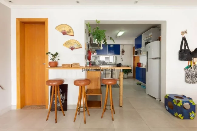 Imagem Apartamento à venda em Perdizes com 2 suítes, 3 vagas, 106m2