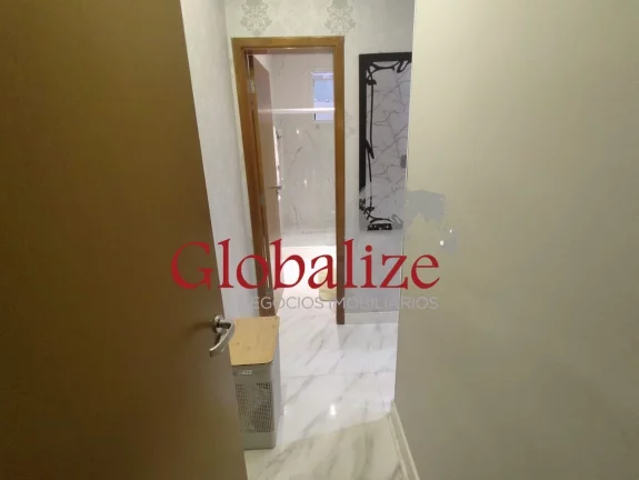 Imagem Casa térrea nova à venda no coração do Gonzaga, próximo da praia por R$.1.350.000,00.